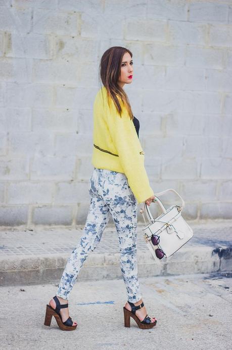 Mixing Floral Print And Yellow Mixing Floral Print And Yellow