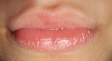 Labial Revlon 825 Lovers Coral Labial Revlon 825 Lovers Coral