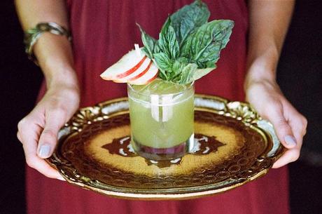 Una cena con amigas...y unos cocktails para acompañar Una cena con amigas...y unos cocktails para acompañar