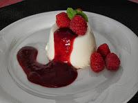 Panna Cotta con crema de frambuesa