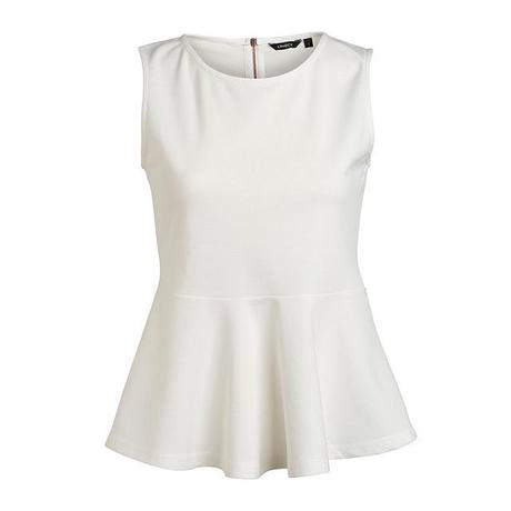 HOT CURVES. La magia de las blusas PEPLUM HOT CURVES. La magia de las blusas PEPLUM