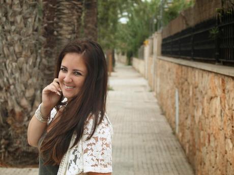 Lace kimono between palm trees Lace kimono between palm trees