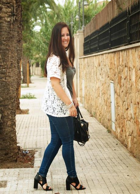 Lace kimono between palm trees Lace kimono between palm trees