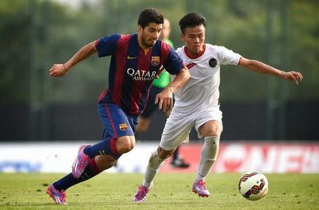 Luis Suárez ya marca como blaugrana Luis Suárez ya marca como blaugrana