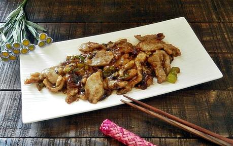 Ternera con pimientos verdes al estilo chino Ternera con pimientos verdes al estilo chino