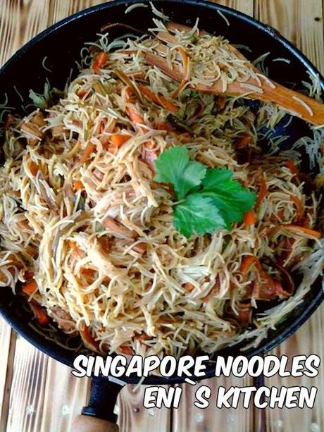 Singapore noodles! con pollo