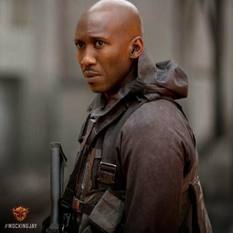 NUEVAS IMÁGENES PROMOCIONALES DE LOS PERSONAJES DE “LOS JUEGOS DEL HAMBRE: SINSAJO (PARTE 1)” NUEVAS IMÁGENES PROMOCIONALES DE LOS PERSONAJES DE “LOS JUEGOS DEL HAMBRE: SINSAJO (PARTE 1)”