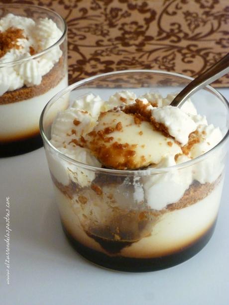 Postre de Queso con Miel de Caña y Spéculoos Postre de Queso con Miel de Caña y Spéculoos
