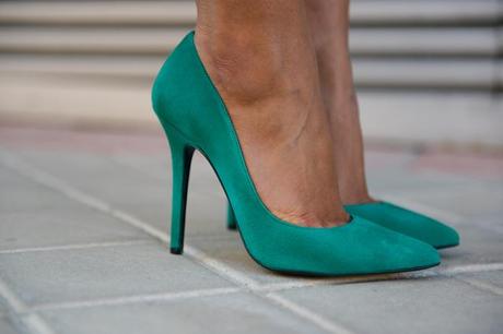 Aquamarine looklovelypepa9