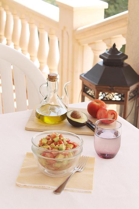 Ensalada de aguacate y tomate Ensalada de aguacate y tomate