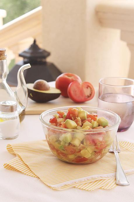 Ensalada de aguacate y tomate Ensalada de aguacate y tomate