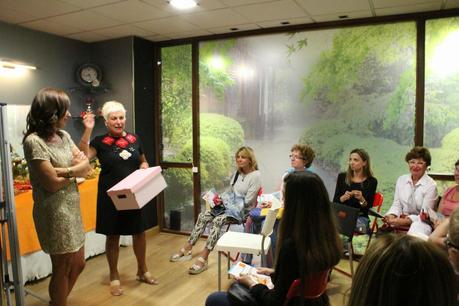 CHARLA SOBRE IMAGEN Y BELLEZA EN CENTRO DE BELLEZA INTEGRAL VELVET CHARLA SOBRE IMAGEN Y BELLEZA EN CENTRO DE BELLEZA INTEGRAL VELVET