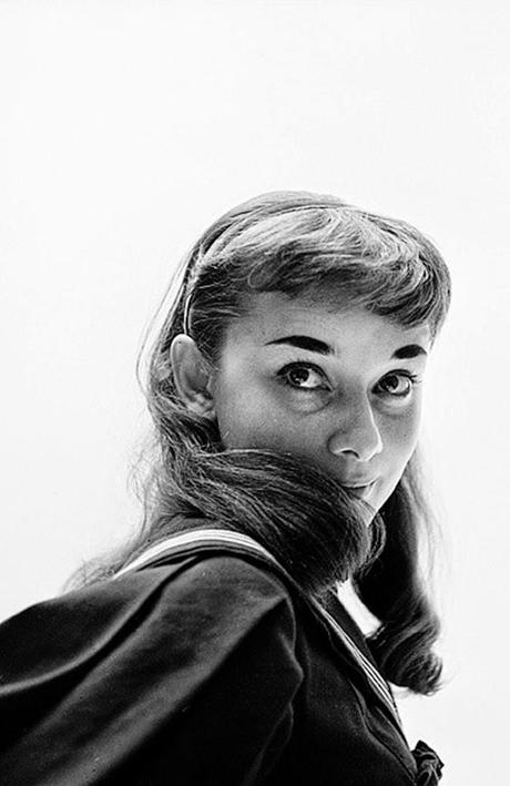 Inspiración... Audrey Hepburn desde otra perspectiva Inspiración... Audrey Hepburn desde otra perspectiva