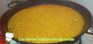 Recetas de arroces y paellas tradicionales Receta de Paella de caldo de pollo o arroz seco de caldo