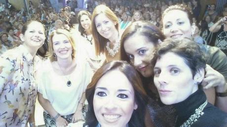 MESA REDONDA EN QUEDADA MUJER Y TENDENCIA, ROSALIA NAVARRO MESA REDONDA EN QUEDADA MUJER Y TENDENCIA, ROSALIA NAVARRO