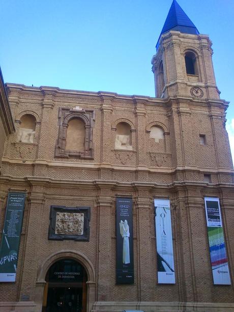 Centro historias. exposiciones: ciudad tejida