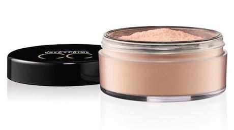 Cómo maquillarte si tienes acné CC Colour Correction de MAC Cosmetics.