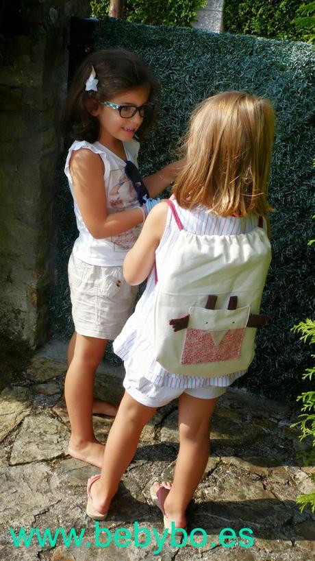 BYVALERA: UN SIMPATICO ANIMAL A TUS ESPALDAS BYVALERA: UN SIMPATICO ANIMAL A TUS ESPALDAS