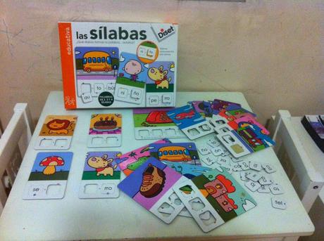 Las sílabas, un juego de Diset para el aprendizaje de la lectoescritura para niño a partir de 5 años.