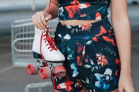 SUNDAYS AT SUPERMARKET SUNDAYS AT SUPERMARKET