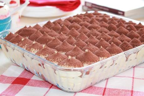 Tiramisú con bizcochitos de soletilla (savoiardi) caseros Tiramisú con bizcochitos de soletilla (savoiardi) caseros