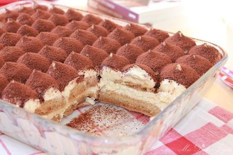 Tiramisú con bizcochitos de soletilla (savoiardi) caseros Tiramisú con bizcochitos de soletilla (savoiardi) caseros
