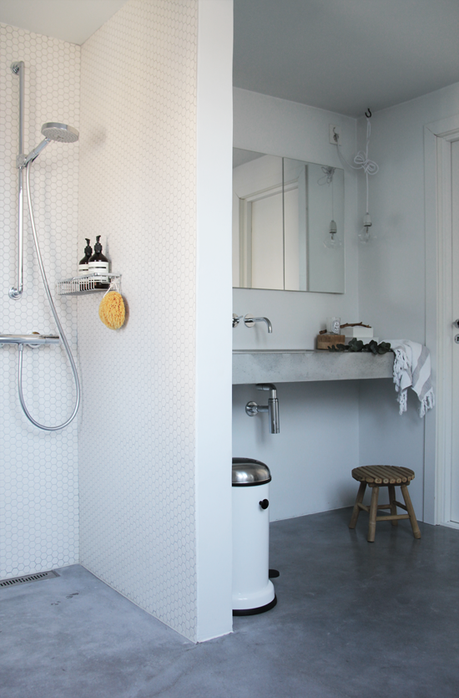 Nuevo estilo nórdico minimalista Nuevo estilo nórdico minimalista muebles de ikea muebles de diseño Minimalismo en blanco distribución diáfana decoración noruega nórdica decoración en blanco decoración de comedores y salones minimalistas cocinas blancas modernas