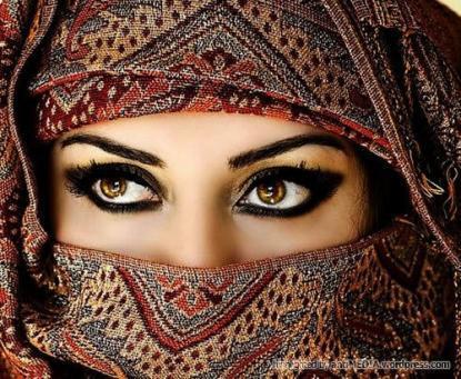 Secretos de belleza alrededor del mundo. Delineado de ojos