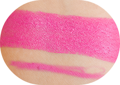 NARS Velvet Lip Liner NARS_Velvet_Lip_Liner_Michiyo_Costa_Smeralda_ObeBlog_02