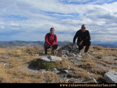 Ruta Agujas y Toneo: Cima del Agujas Ruta Agujas y Toneo: Cima del Agujas