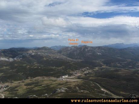 Ruta Agujas y Toneo: Vista a la Peña El Viento y Rapina desde el Toneo