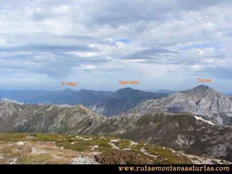 Ruta Agujas y Toneo: Desde el Agujas, vista del Torres, Peña Mea y Retriñón