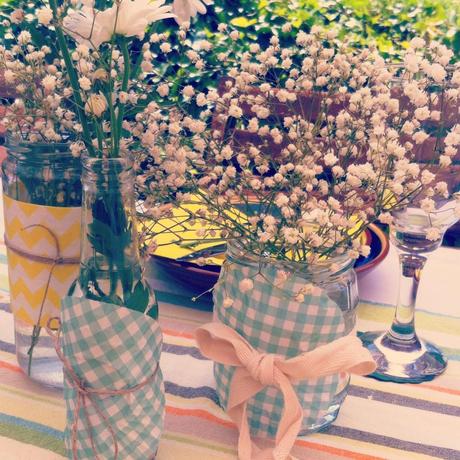 flores sobre la mesa flores sobre la mesa