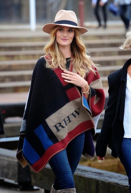 capa, capa manta, sara jessica parker, capa manta burberry, clon capa manta burberry, clon aliexpress, aliexpress capa manta burberry, Aliexpress, fashion blogger, burberry aliexpress, capa olivia palermo, los looks de mi armario, http://www.loslooksdemiarmario.com/2014/10/capa-burberry-vs-capa-burberry-aliexpres.html