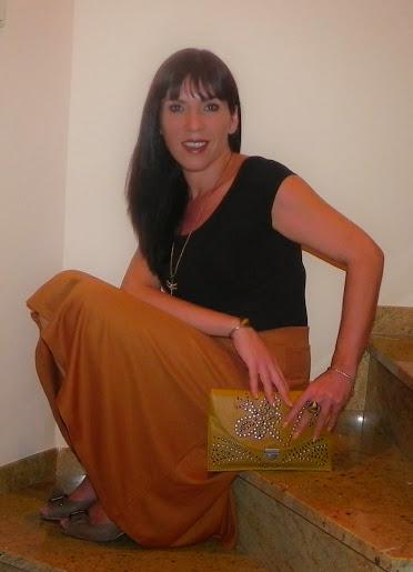 Combinar ropa y maquillaje: Hoy, camel (Look, manicura & outfit)