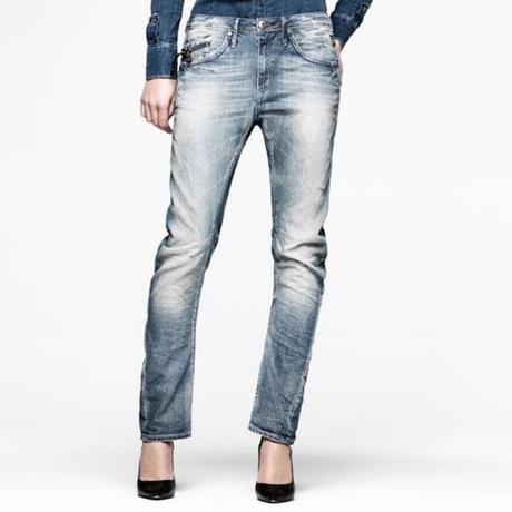 RIHANNA VESTIDA POR G-STAR MODA URBANA A TOPE LRG Magazine - Arc 3D Slim Tapered - Colección RAW for the Oceans - 08
