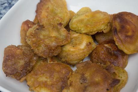 Buñuelos de calamares en rebozado de cerveza Buñuelos de calamares en rebozado de cerveza