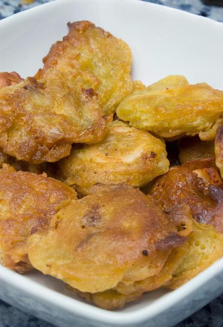 Buñuelos de calamares en rebozado de cerveza Buñuelos de calamares en rebozado de cerveza