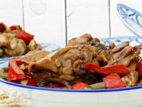 POLLO CON PIMIENTOS ( RECETA ORIENTAL) POLLO CON PIMIENTOS ( RECETA ORIENTAL)