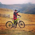 Primer aniversario de ‘Algo más que ruedas’ 10690320_729472553754799_4600823300284747214_n