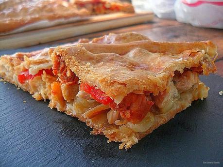 Empanada gallega de raxo ( con masa al momento ) Empanada gallega de raxo ( con masa al momento )