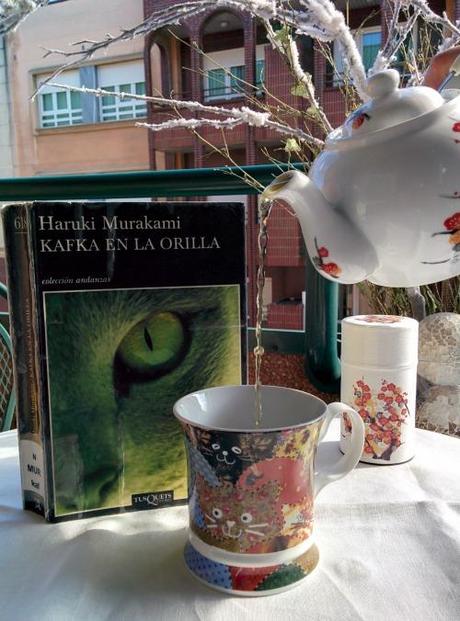 Mugs and books 3 - Kafka en la orilla