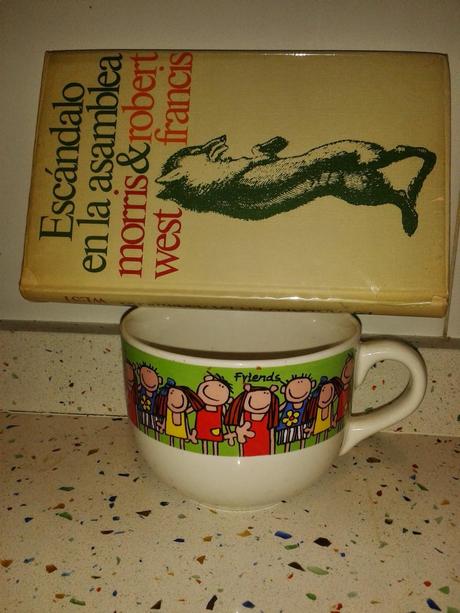 Mugs and Books (II) Mugs and Books (II)