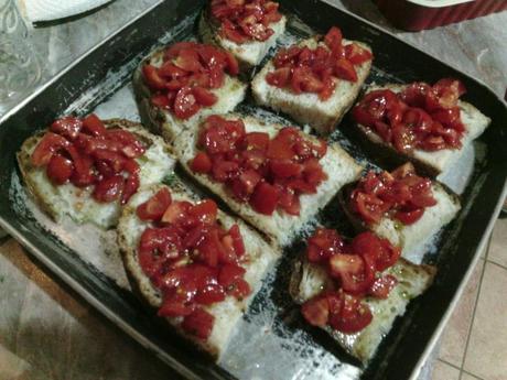Pan con tomate y mozzarella al horno – Pane raffermo con mozzarella al forno panemozzarellaforno5
