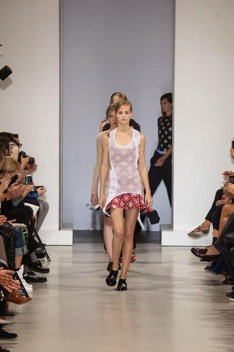 La firma Paco Rabanne presenta su colección Primavera Verano 2015 en París