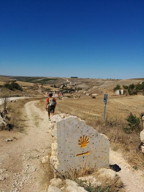 Camino de Santiago, etapa 12: Tardajos - Castrojeriz. Los estragos del calor