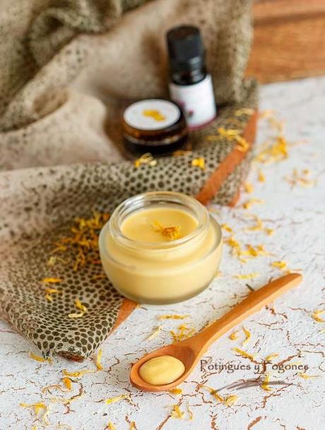 Crema reparadora de aceite de almendras a la caléndula Crema reparadora de aceite de almendras a la caléndula