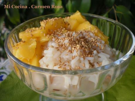 ARROZ CON COCO Y MANGO (KHAO NIAO MAMUANG) ARROZ CON COCO Y MANGO (KHAO NIAO MAMUANG)