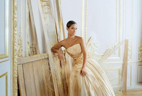 Dahlia Divin, el perfume de Givenchy tejido en oro dahlia divin, givenchy, Alicia Keys