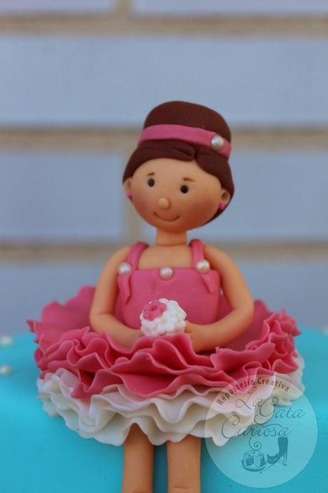 TARTA FONDANT BAILARINA PARA NATALIA TARTA FONDANT BAILARINA PARA NATALIA